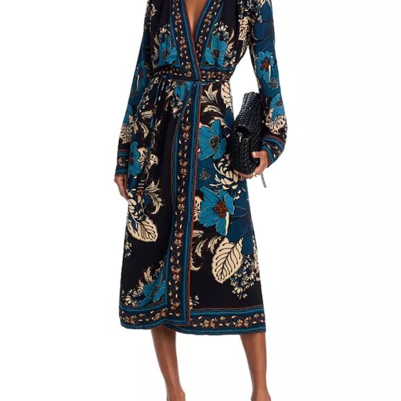 NWT FARM Rio Blossom Tapestry Black Midi Dress Women Size S - Picture 4 of 5